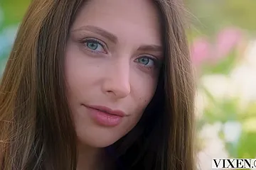Talia Mint - Happiest Birthday - porn video
