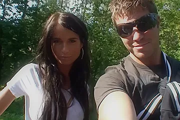 Amateur sucking dick in the park - porn video