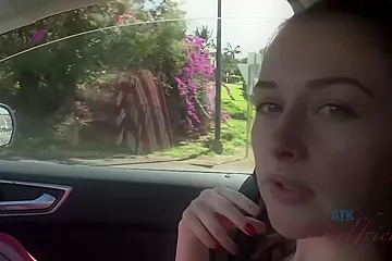 Danni Has A Great Day Out In Hawaii! - Danni Rivers - porn video