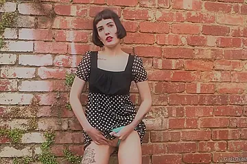 Jaqui Oh In Jaqui - Laneway Dance - porn video