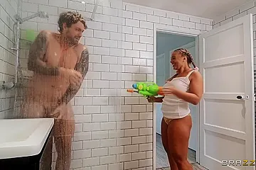 Beth Bennett Gets Deeply Fucked After Giving Head - porn video