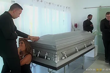 Rest In Big Cock Peace With Akira Lane And Keiran Lee - porn video