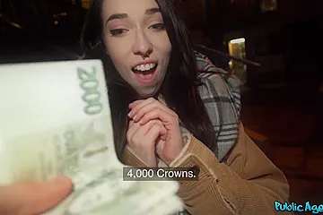 Giada Suicide - Italian On Vacation Needs The Cash - porn video