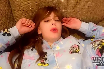 Step father Watching The Simpsons With His Step daughter & Boner 18 Min - porn video