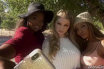 Daya Knight & September Reign & Bunny Colby - Zebra - porn video