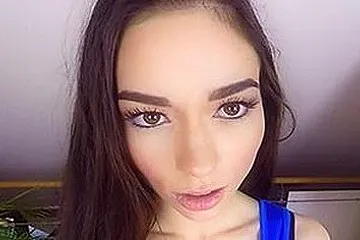 Horny Sex Video Solo Uncut - Arwen Gold - porn video