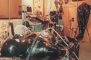 Extreme Bondage With Mistress Eleise De Lacy - porn video