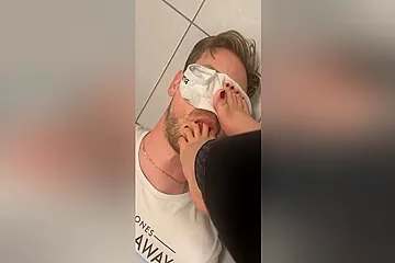 Syrian Girl Stinky Feet Worship And Humilation - porn video
