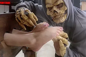 Sugar Skull Tickling 720p - porn video