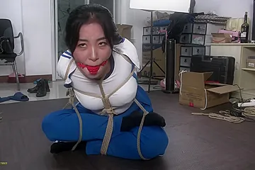 Sporty Asian Girl Tied - porn video