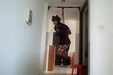 Dangerous Self Bondage - porn video
