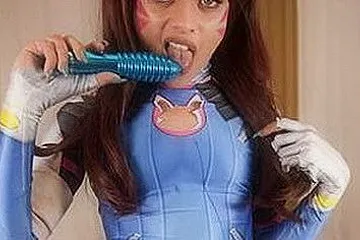 Holly Hendrix - Overwatch Cosplay Vr Porn - porn video