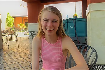 Flashing Her Goods 1 - porn video