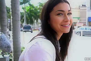 Levi Cash And Jennifer Jacobs In Pilates Instructor Fucks In Alley - porn video