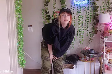 Bros Helping Bros (dick Pic How To - porn video