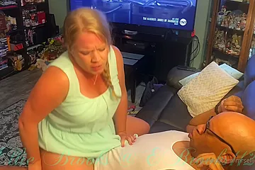 Ellie Passed Around - porn video