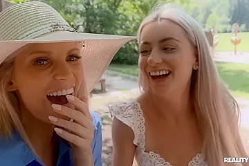 Candee Licious And Emilly Bellex Roomm P1 - porn video