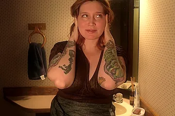 Bettie Bondage – Step mom’s New Year’s Eve Confession P3 - porn video