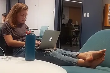Candid College Girl Soles & Toes - porn video