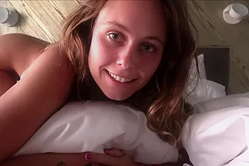 Anal Penetration Into A Girlfriend In The Morning Close-up - porn video
