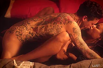 Small Hands And Kira Noir In Dark-skinned Nympho With Natural Tits Screwed By Her Tattooed Lover - porn video