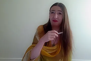 Inhale 37 Smoking Fetish And Talking About The Revolution By Gypsy Dolores P1 - porn video