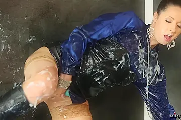 Daria Glower Pornstars Cant Stay Away From P1 - porn video