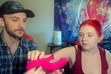 Sohimi Norma Heated Vibrator Unboxing And Masturbation With Sophia Sinclair And Jasper Spice P1 - porn video