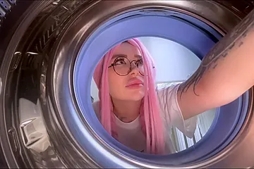 Fucked Step Sister While She Was Stuck In The Washing Machine - porn video