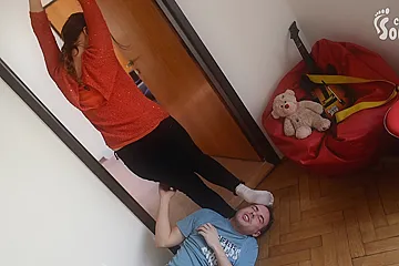 Amateur Brunette In Smelly Socks Uses Her Feet To Torture Her Boyfrien - porn video