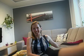 Skinny Amateur Wife Gets Her Long Feet Massaged And Worshiped - porn video
