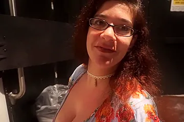 Vickiveronaxxx - Glory Hole Girl - porn video