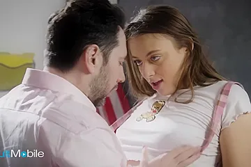 Adultmobile - Gia Derza Goes To Her Professors Classroom & Shows Him How Good Of A Slut She Can Be - porn video