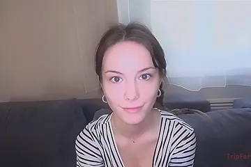 Liz Ocean - 18 Years Old With No Makeup - porn video