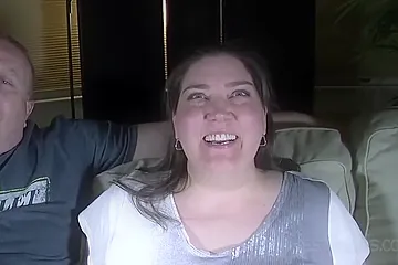 Squirting Amateur Bbw Milf Gets A Facial 2 - porn video
