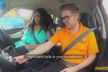 Ebony With Huge Ass And Huge Tits Fucked In A Car - porn video