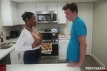 Cali Sweets & Raven Swallowz - A Nana In Need - porn video