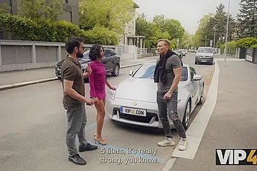 Banged A Hot Tourist Chick, While Her Boyfriend Was Knocking On The Door - porn video