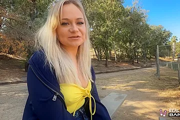 Rylee Blake Gets Her Meaty Pussy Pounded - Rylee Blake - porn video