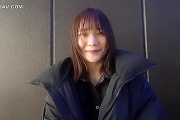 [first Time Shooting] [face Revealed] Full Of Smiles! A Cool Beauty Amateur With A Clean Look. Good Sensitivity, Rare Pink Beautiful Breasts. A Big Cock Insertion Turns Her Into A Maiden - porn video