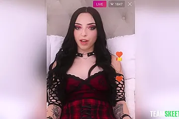 Scarlett Rosewood - My First: Scarletts Panties Earned Her A Creampie! - porn video
