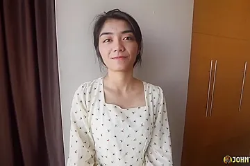 Hot Oral Sex With A Thai Amateur Babe - porn video