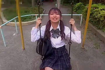 3299187 Ppv3299187) Ayu-chan, An Innocent Angel Who Doesnt Decorate Anything, Has A Bursting Smile At The Age Of 18! - porn video