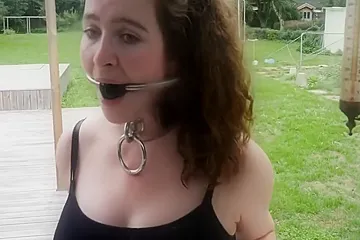 Amateur Young Babe Trained In Bondage And Submission Outside (18+) - porn video