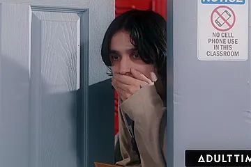 Boy Caught Stepmom Lauren Phillips Having Lesbian Affair With Milf Teacher Siri Dahl - porn video