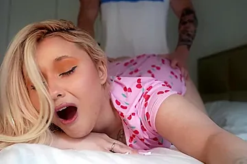 Gorgeous Big Tits Blonde Stepsister Pounded By Stepbro - porn video