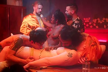 Stunning Bebe And Muriels Trippy 5 Cock Orgy Gangbang - porn video