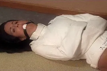 Kobe Lee in a MaxCita straitjacket - porn video